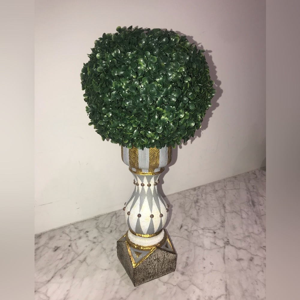 Wood Finial ~ hand painted ~ Topiary Faux Boxwood Home Decor